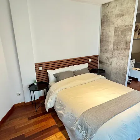 Urban Apartment *